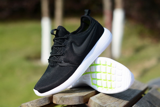 Nike Roshe Run Men 32